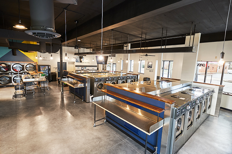 Fourth-Generation Drycleaner Opens First Vended Laundry
