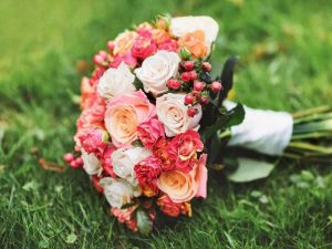 ‘Making a Bouquet’