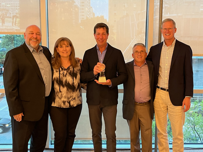 Speed Queen Recognizes Star Distributing with Top Honor