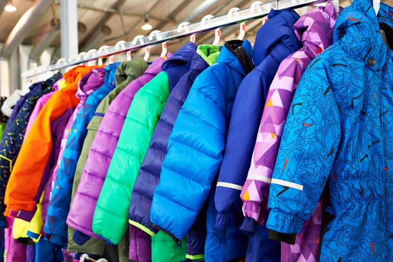 Texas Laundromat Holds Coat Drive for Homeless
